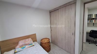 Apartamento de 3 alcobas en venta en Calasanz, Medellín, 70 m² · foto 11 de 20