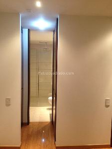 Apartamento de 1 alcoba en arriendo en Chico Norte, Bogotá, 42 m² · foto 6 de 12
