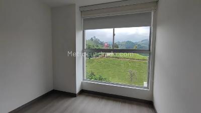 Apartamento en venta en Milan, Manizales · foto 7 de 12