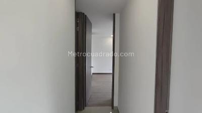 Apartamento en venta en Milan, Manizales · foto 9 de 12