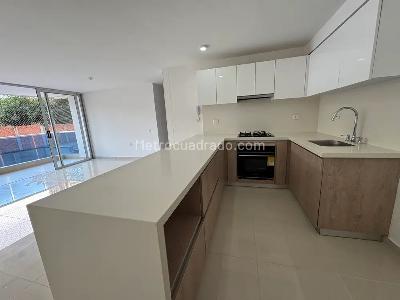 Apartamento de 3 alcobas en venta en El Recreo, Floridablanca, 100 m² · foto 3 de 12