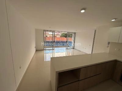 Apartamento de 3 alcobas en venta en El Recreo, Floridablanca, 100 m² · foto 4 de 12