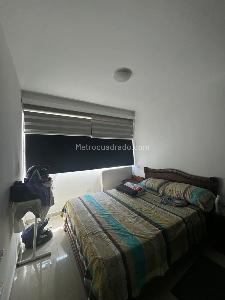 Apartamento de 3 alcobas en venta en Canaveral, Floridablanca, 90 m² · foto 7 de 11