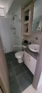 Apartamento de 3 alcobas en venta en Altos De Berlin, Ibagué, 74 m² · foto 16 de 19