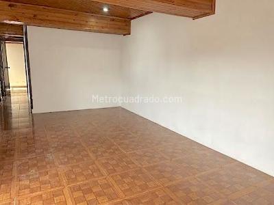 Apartamento de 3 alcobas en arriendo en Carlos Lleras Restrepo, Bogotá, 60 m² · foto 2 de 10