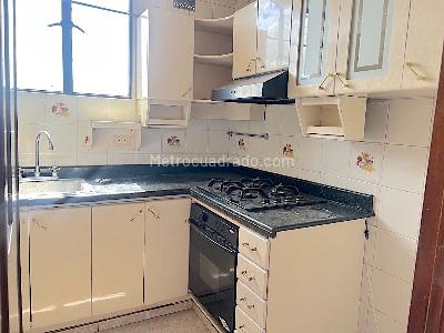 Apartamento de 3 alcobas en arriendo en Carlos Lleras Restrepo, Bogotá, 60 m² · foto 4 de 10