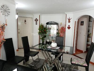 Apartamento de 3 alcobas en venta en Mirandela I, Bogotá, 74 m² · foto 15 de 20