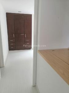 Apartamento de 1 alcoba en venta en Santa Barbara Central, Bogotá, 33 m² · foto 3 de 20