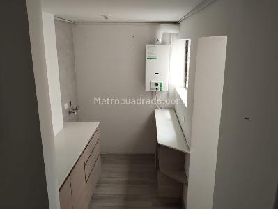 Apartamento de 3 alcobas en venta en Rincon Del Chico, Bogotá, 100 m² · foto 3 de 12