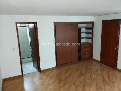 Apartamento de 3 alcobas en venta en Rincon Del Chico, Bogotá, 100 m² · foto 8 de 12