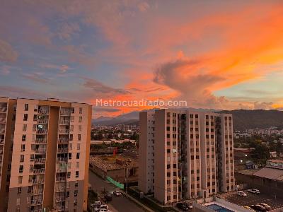 Apartamento de 2 alcobas en venta en Brisas De Los Alamos, Cali, 54 m² · foto 2 de 15