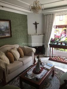 Casa de 5 alcobas en venta en Quintas Del Redil, Bogotá, 121 m² · foto 3 de 20