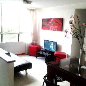Apartamento de 3 alcobas en venta en El Poblado Loma Del Indio, Medellín, 61 m² · foto 3 de 15