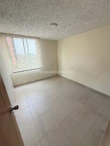 Apartamento en arriendo en Ciudad Alsacia, Bogotá · foto 2 de 11
