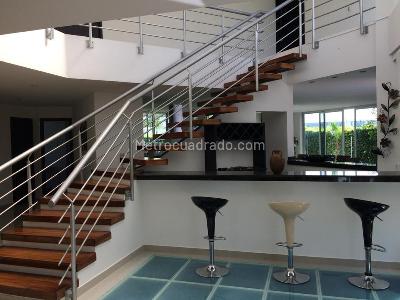 Casa de 5 alcobas en arriendo en Condominio Baru Apiay, Villavicencio, 1424 m² · foto 6 de 13