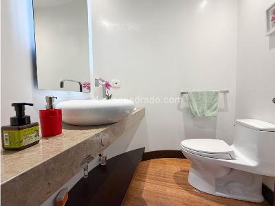 Apartamento de 2 alcobas en venta en Santa Paula, Bogotá, 193 m² · foto 12 de 16