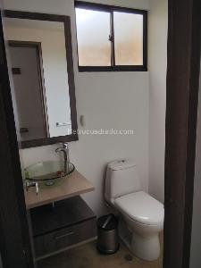 Apartamento de 2 alcobas en arriendo en Alfonso Lopez, Bogotá, 94 m² · foto 2 de 14