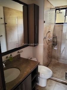 Apartamento de 2 alcobas en arriendo en Alfonso Lopez, Bogotá, 94 m² · foto 12 de 14