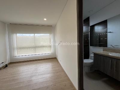 Casa de 4 alcobas en arriendo en Entrelomas Bosque Residencial, Zipaquirá, 123 m² · foto 8 de 20