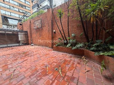 Apartamento de 3 alcobas en venta en La Cabrera, Bogotá, 332 m² · foto 11 de 13