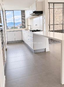 Apartamento en venta en Loma Benedictinos, Envigado · foto 11 de 16