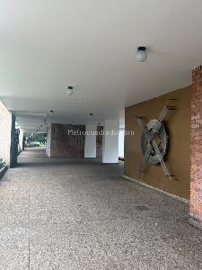 Apartamento de 3 alcobas en venta en Centro Nariño, Bogotá, 92 m² · foto 2 de 20