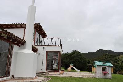 Casa de 4 alcobas en venta en Encenillos De Sindamanoy, Bogotá, 232 m² · foto 4 de 20