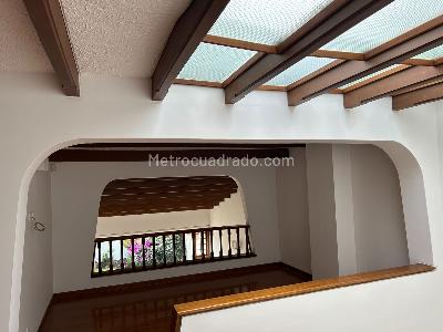 Casa de 4 alcobas en venta en Santa Barbara Alta, Bogotá, 331 m² · foto 19 de 20