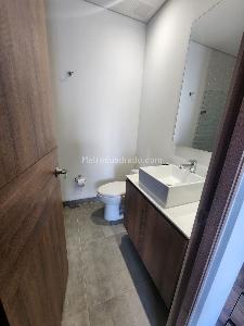 Apartamento de 1 alcoba en arriendo en Poblado Ciudad Del Rio, Medellín, 49 m² · foto 4 de 13