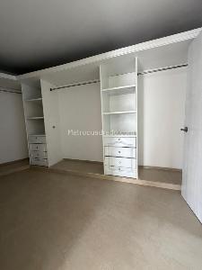 Casa de 5 alcobas en venta en El Ingenio, Cali, 330 m² · foto 4 de 10
