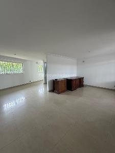 Casa de 5 alcobas en venta en El Ingenio, Cali, 330 m² · foto 8 de 10