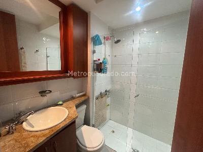 Apartamento de 3 alcobas en venta en Mazuren Colina, Bogotá, 76 m² · foto 9 de 20