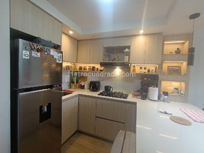 Apartamento de 2 alcobas en venta en Calle 170, Bogotá, 41 m² · foto 9 de 20