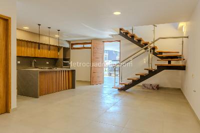 Casa de 4 alcobas en venta en Barro Blanco Campestre En Rionegro, Rionegro, 201 m² · foto 2 de 18