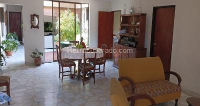 Casa de 5 alcobas en venta en Prados Del Norte, Cali, 280 m² · foto 16 de 20