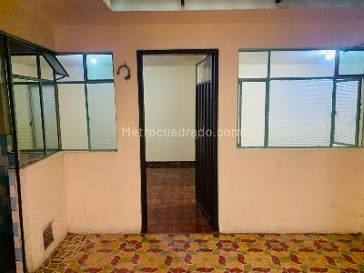 Casa de 5 alcobas en venta en Alqueria La Fragua, Bogotá, 360 m² · foto 8 de 20
