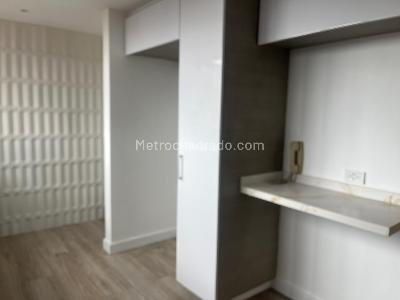 Apartamento de 3 alcobas en venta en El Retiro El Nogal, Bogotá, 116 m² · foto 10 de 19
