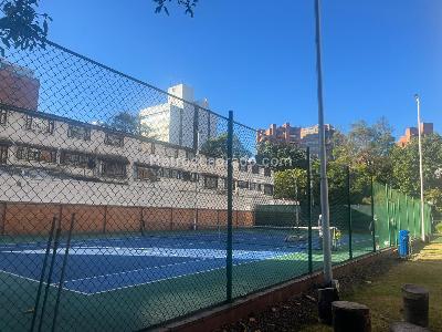 Apartamento de 3 alcobas en venta en El Retiro El Nogal, Bogotá, 116 m² · foto 3 de 19