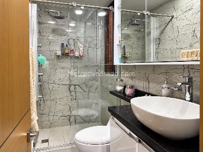 Apartamento de 3 alcobas en venta en Salitre Reservado, Bogotá, 86 m² · foto 9 de 16