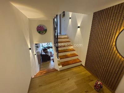 Apartamento de 3 alcobas en venta en Santa Barbara Central, Bogotá, 105 m² · foto 3 de 20