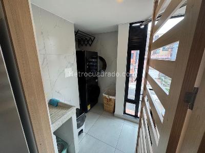 Apartamento de 3 alcobas en venta en Santa Barbara Central, Bogotá, 105 m² · foto 13 de 20