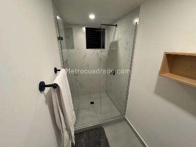 Apartamento de 3 alcobas en venta en Santa Barbara Central, Bogotá, 105 m² · foto 18 de 20