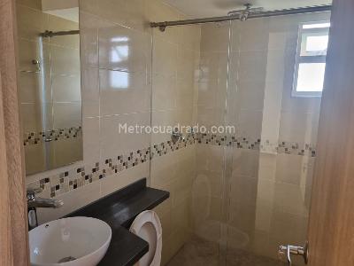 Apartamento de 2 alcobas en venta en La Esperanza Modelia, Bogotá, 33 m² · foto 11 de 13