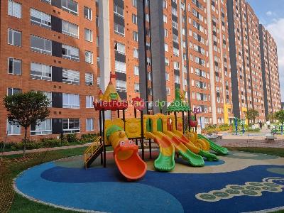 Apartamento de 2 alcobas en venta en La Esperanza Modelia, Bogotá, 33 m² · foto 12 de 13