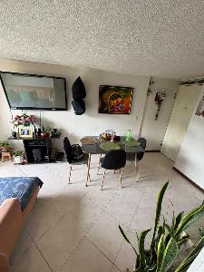 Apartamento de 3 alcobas en venta en Marsella Ferrol, Bogotá, 49 m² · foto 4 de 19