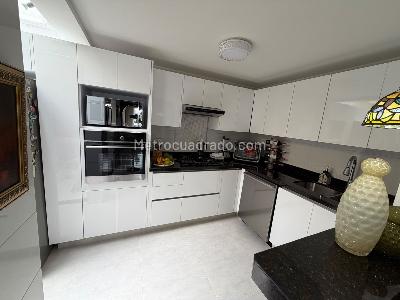 Casa de 3 alcobas en venta en Versalles, Floridablanca, 120 m² · foto 6 de 18