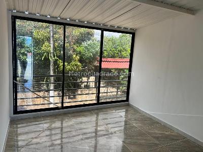 Casa de 4 alcobas en venta en Chinauta, Bogotá, 170 m² · foto 2 de 19