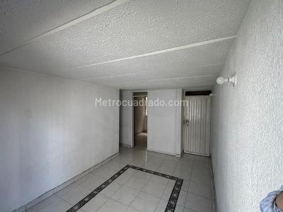 Apartamento en venta en Bochica Iii, Bogotá · foto 3 de 17