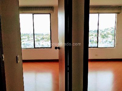 Apartamento de 3 alcobas en venta en Lagos De Cordoba, Bogotá, 94 m² · foto 7 de 20