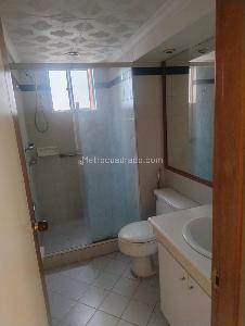 Apartamento de 2 alcobas en venta en El Poblado, Medellín, 105 m² · foto 11 de 17